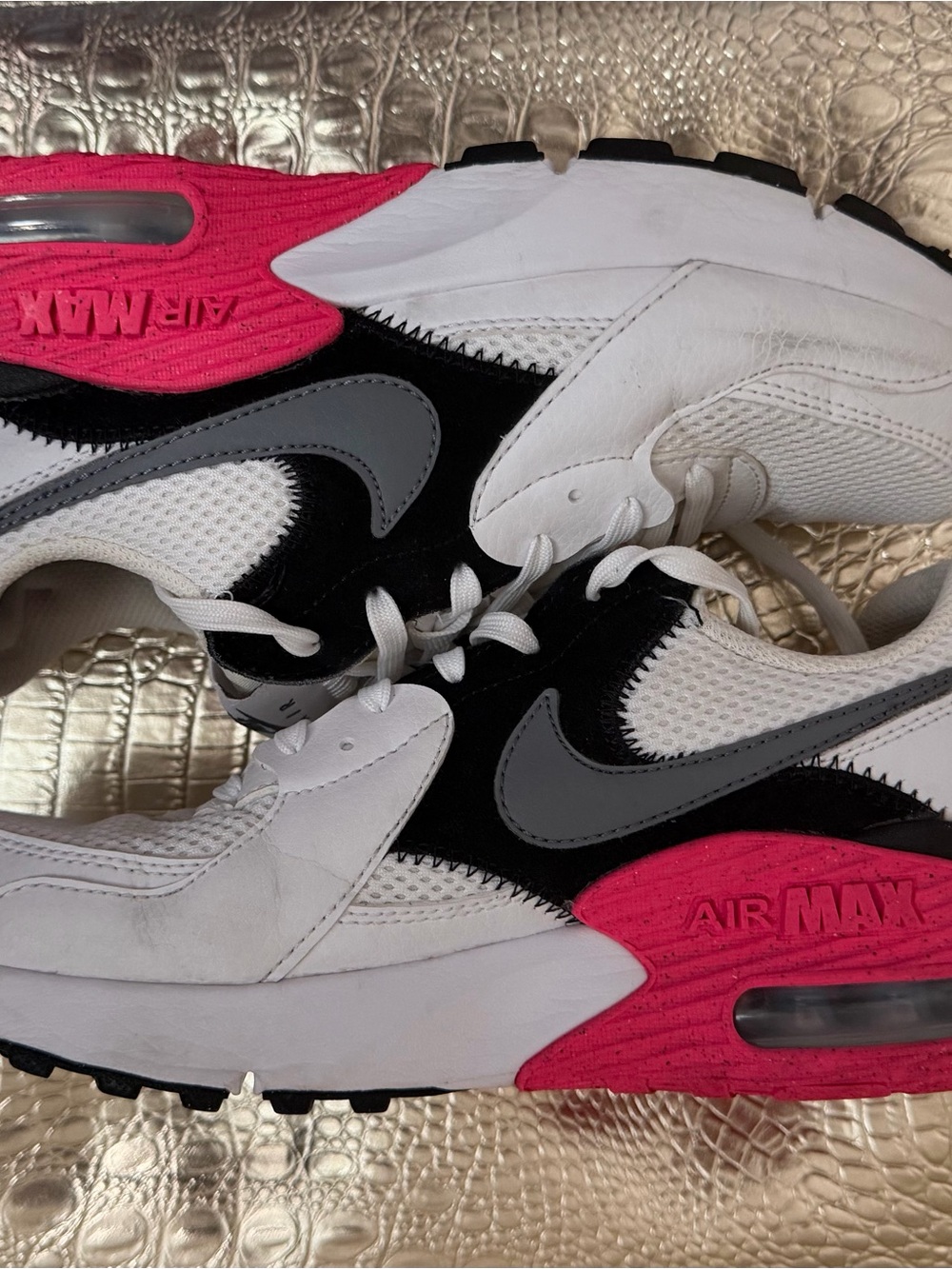 Nike Air Max White Black Gray with Hot Pink Accents Retro Women’s - Picture 2 of 6